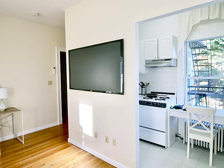39 N Mountain Ave #5 — Photo 11