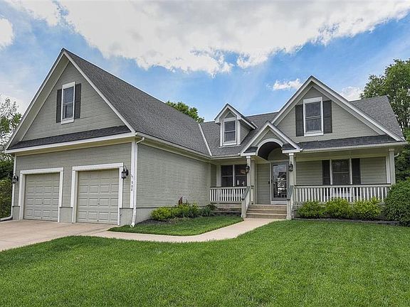 4th image of 908 Rosewood Ct