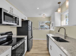 920 Bruce Ave, Clearwater, FL 33767
