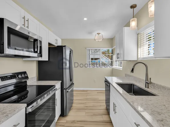 920 Bruce Ave, Clearwater, FL 33767