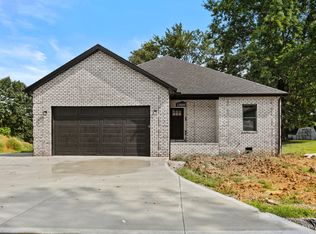 1634 Senator Ln, London, KY 40741