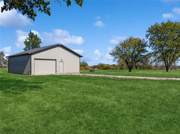 2903 Scott St, Osceola, IA 50213