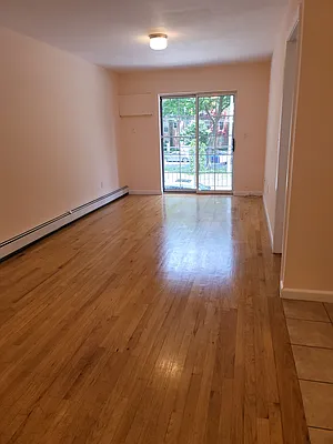 Rented by Owner | media 12