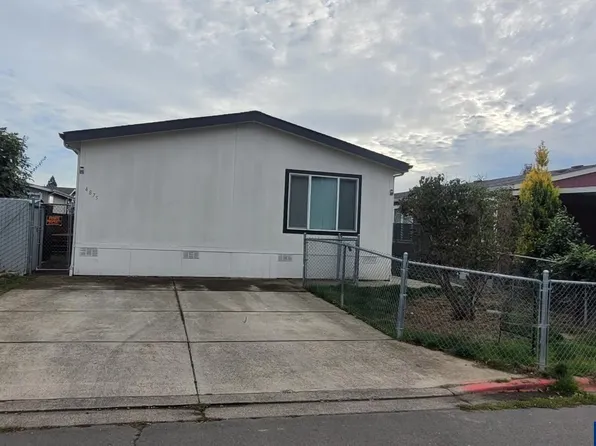 4875 Wyoming Cir NE #33, Salem, OR 97305