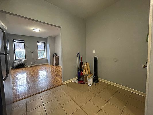 3rd image of 318 E 126th St APT 4C