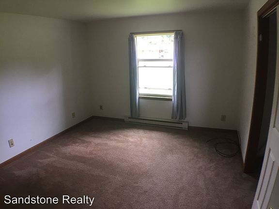 5th image of 41550 Elmwood St