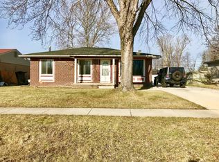 25054 Leroy St, Taylor, MI 48180
