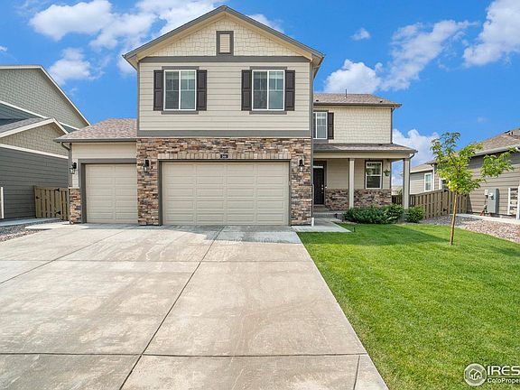 5th image of 144 Hidden Lake Dr