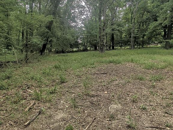 5th image of 681 Vise Ln