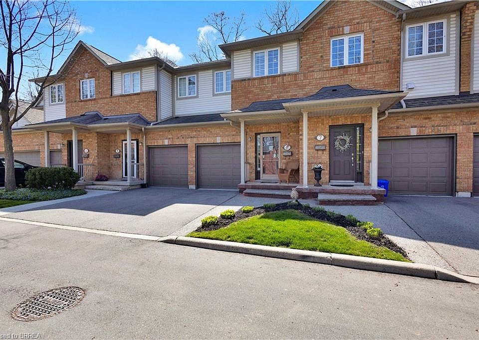 1st image of 120 Beddoe Dr #6
