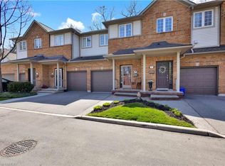 120 Beddoe Dr #6, Hamilton, ON L8P 4Z4