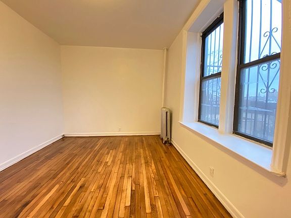 5th image of 731 W 183rd St #Bk