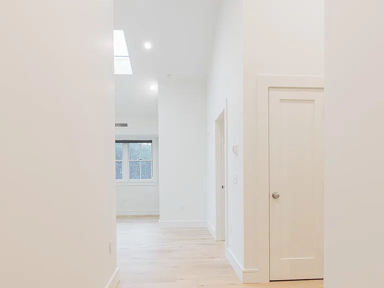 Trapelo Rd — Photo 10