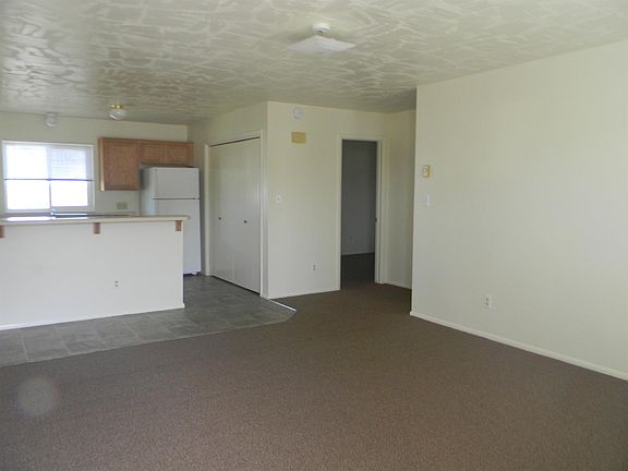 2nd image of 88 W 820 S APT 2