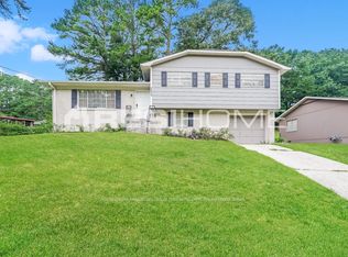 5204 Beacon Dr, Birmingham, AL 35210