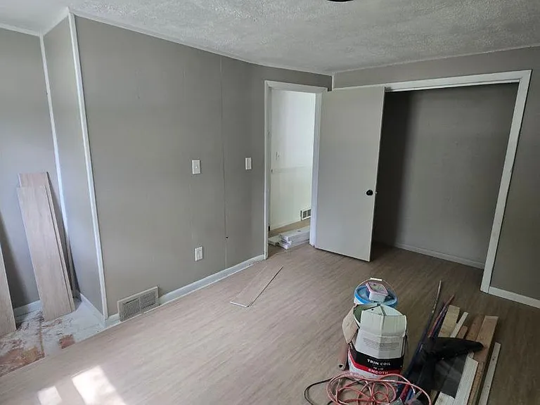 716 Dakota Ave — Photo 5