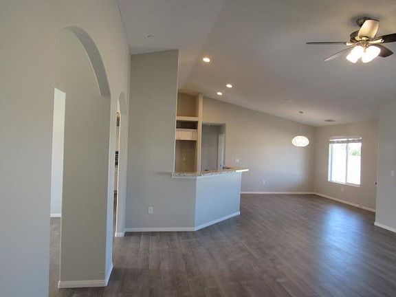 2nd image of 17190 Seaforth St