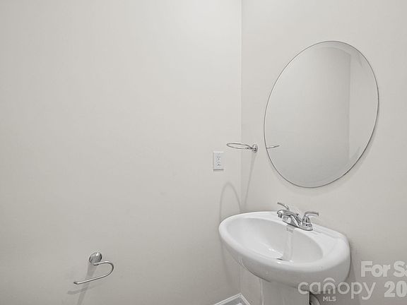 2nd image of 3266 Loop Rd #3270