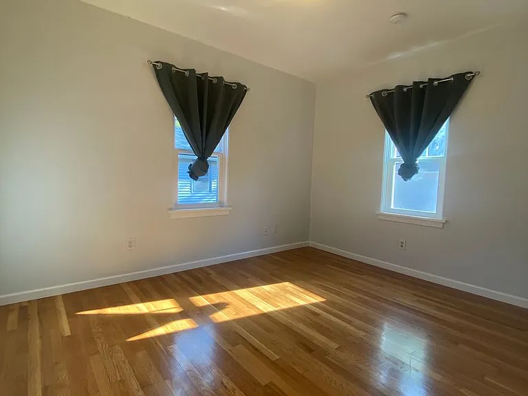 1303 S Garfield St — Photo 10