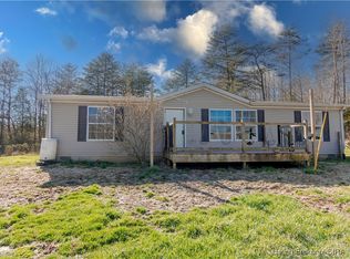 3565 S Mount Zion Church Rd, Pekin, IN 47165