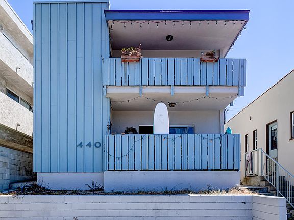 2nd image of 440 Rosecrans Ave APT A