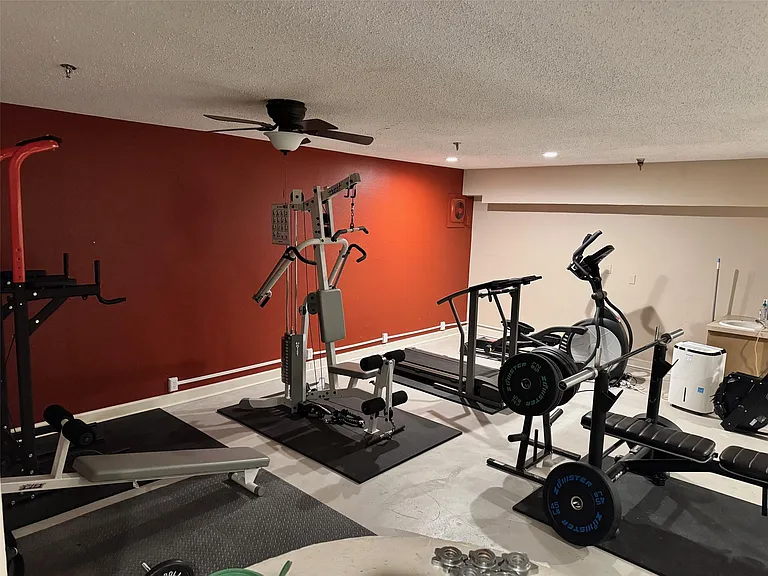 1704 West Ave #103 — Photo 18
