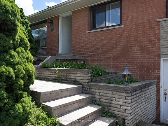 3rd image of 153 Newton Dr