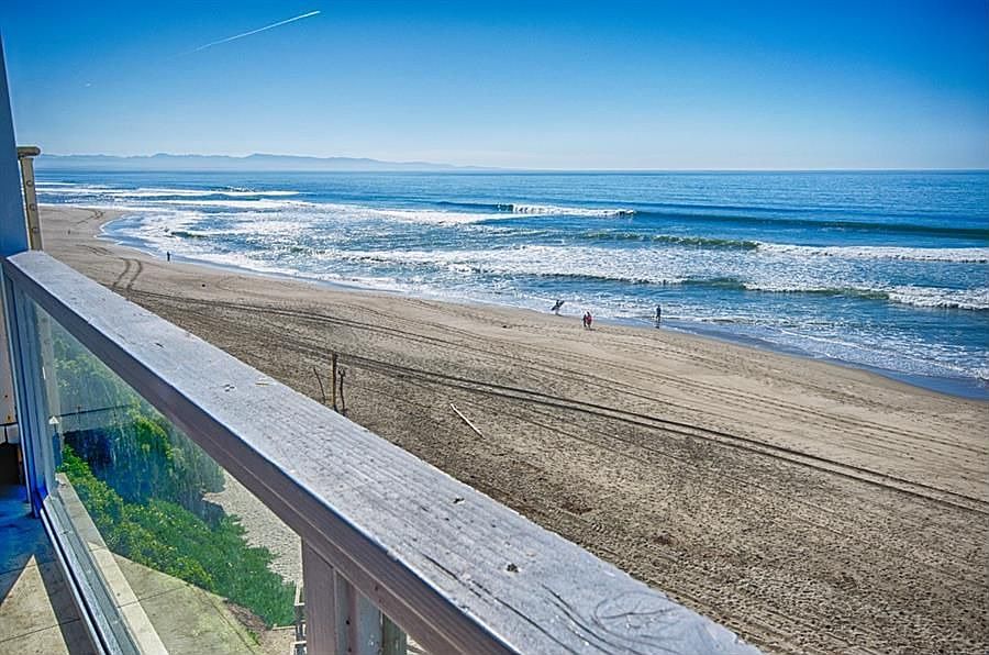 1st image of 444 Oceanview Dr