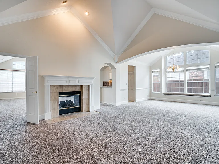 17719 Misty Grove Dr — Photo 3