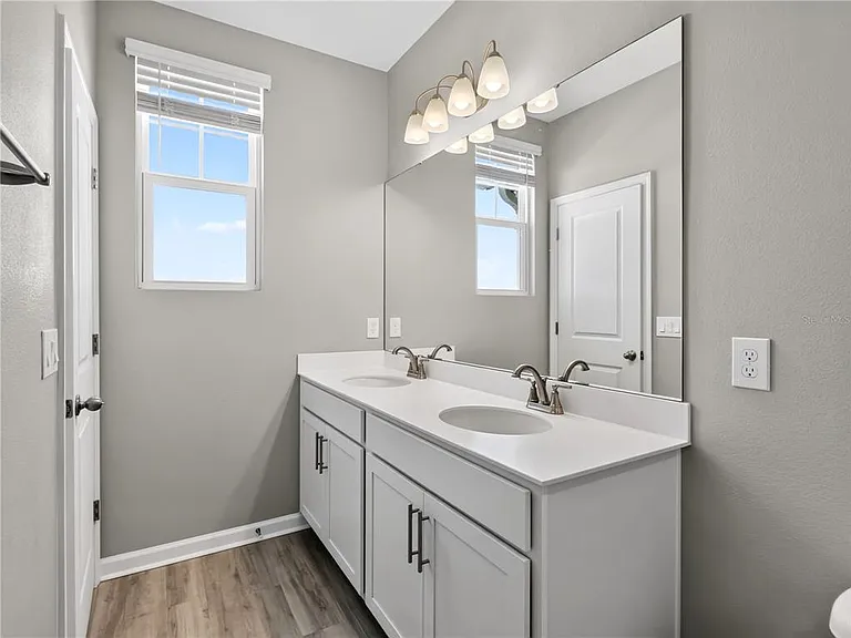 1465 Axel Graeson Ave — Photo 19