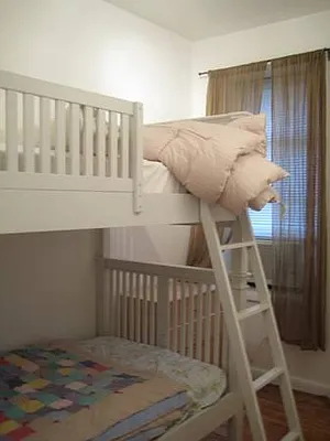 Rented by City Connections Realty | media 17