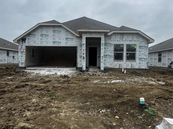 235 Teton St, Greenville, TX 75402