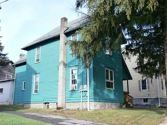 2nd image of 20 Hailesboro St