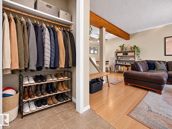 3rd image of 4709 26th Ave NW