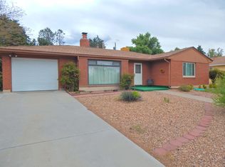 6213 Mossman Pl NE, Albuquerque, NM 87110