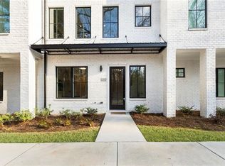 2202 Carlton Ct, Atlanta, GA 30318