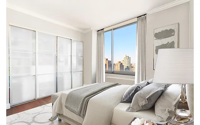 Sold by Douglas Elliman | media 22