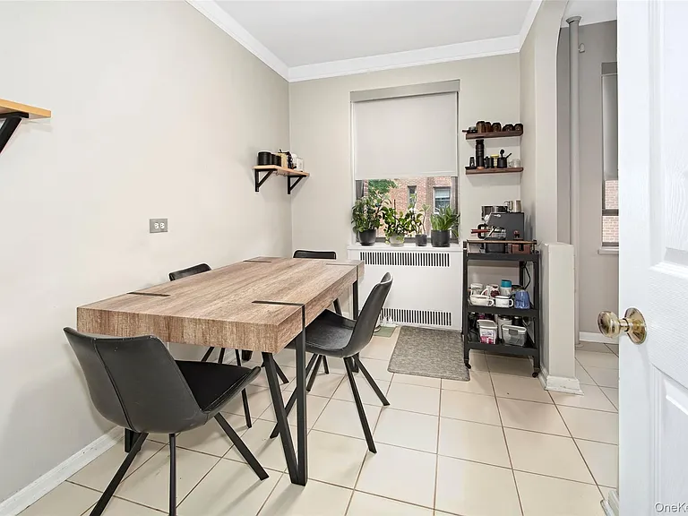 2 Greenridge Ave #3C — Photo 8