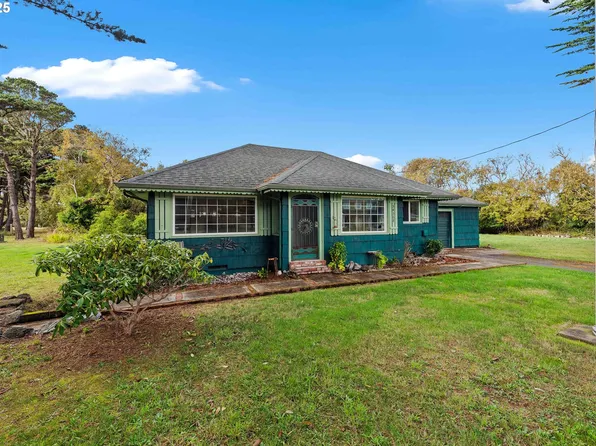 54568 Beach Loop Rd, Bandon, OR 97411