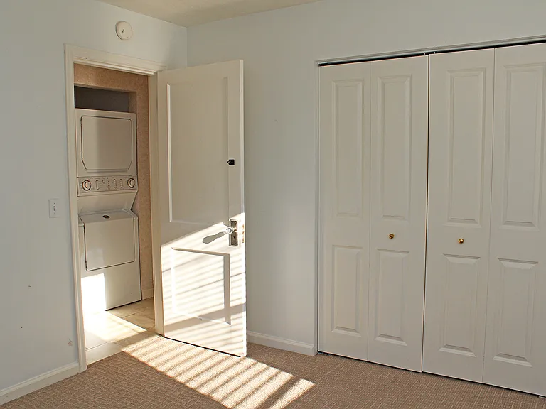 9134 SE Ankeny St #B & A — Photo 10