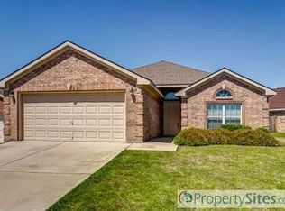 8633 Western Meadows Dr, Fort Worth, TX 76244