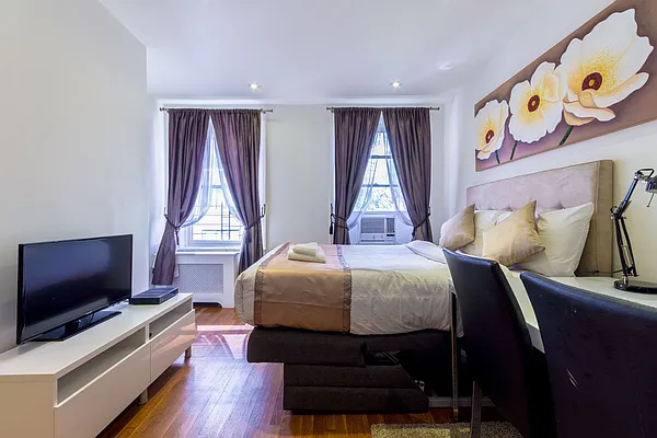 Rented by Townhouse Apartments | media 26