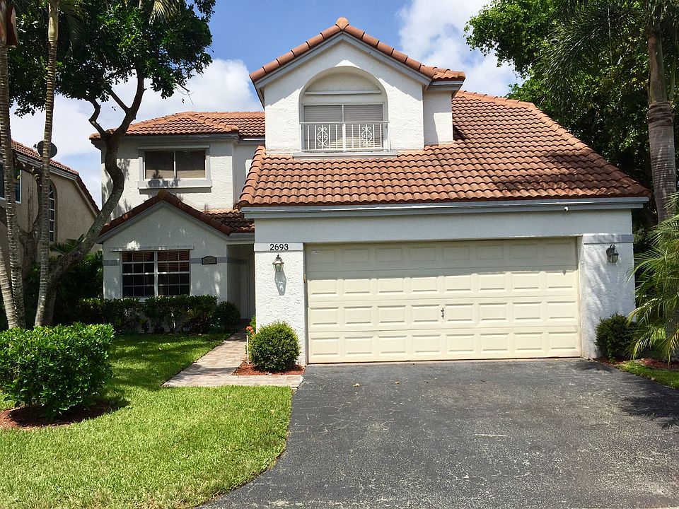 1st image of 2693 Oak Park Cir