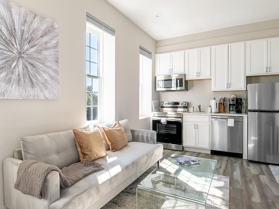 At Zeus, we design move-in ready homes and fully manage them ourselves.