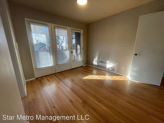 5th image of 1932 SE Ash St #10825003