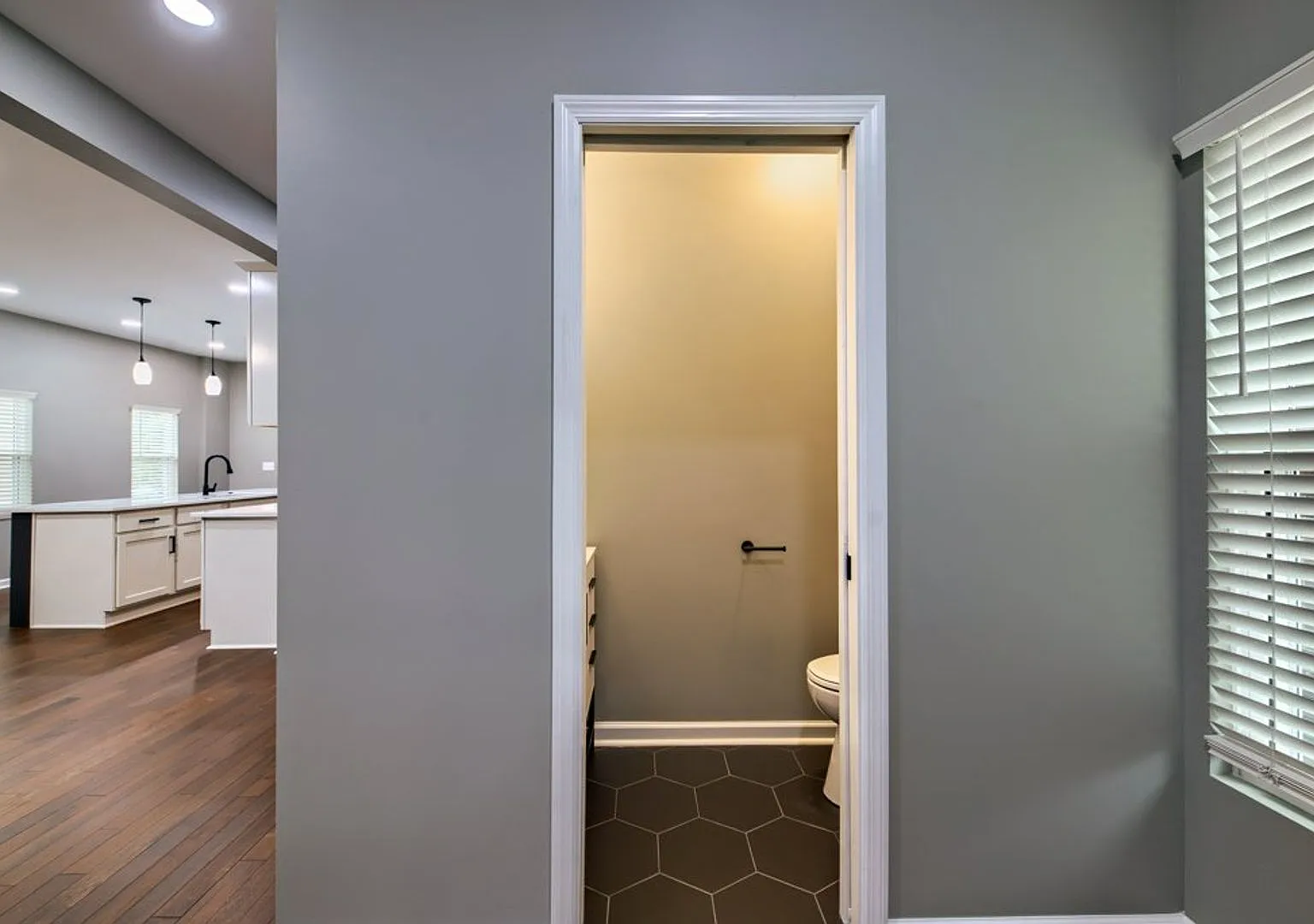 North Campus OSU Renovated Single Family House! — Photo 4