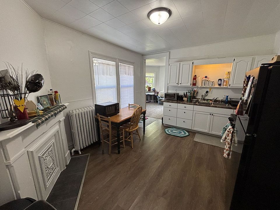 1st image of 817-825 King St #823