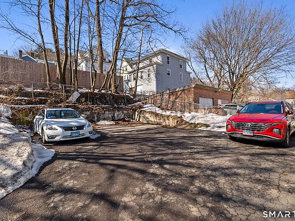 3rd image of 87 Prospect Street