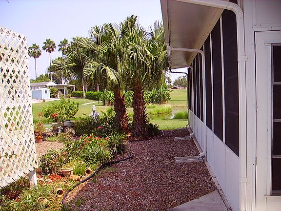 Side patio area