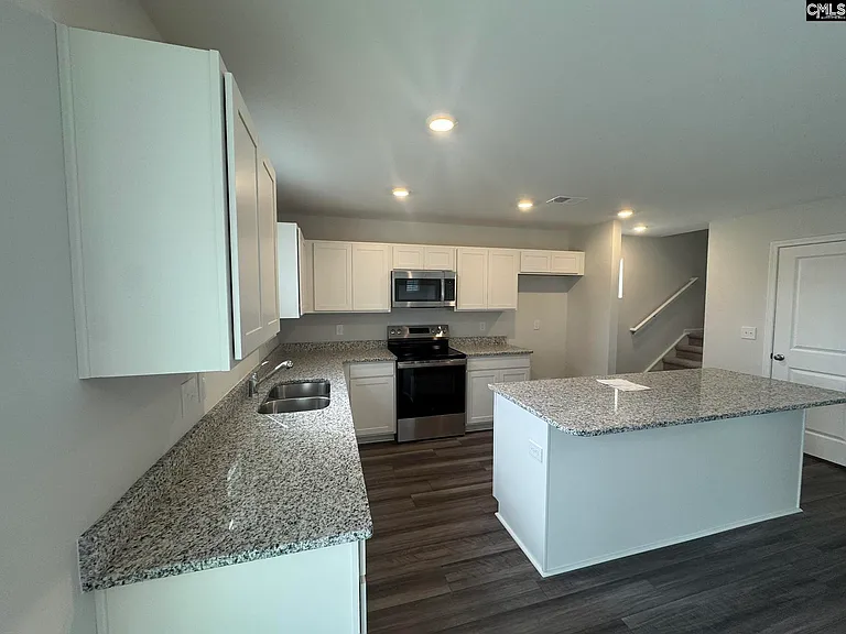 3027 Hallsdale Dr — Photo 7